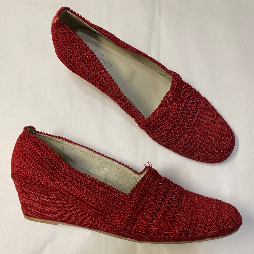 Sesto Meucci Women's Woven Wedge Heels Size 9 Slip On Shoes Classic Feminine